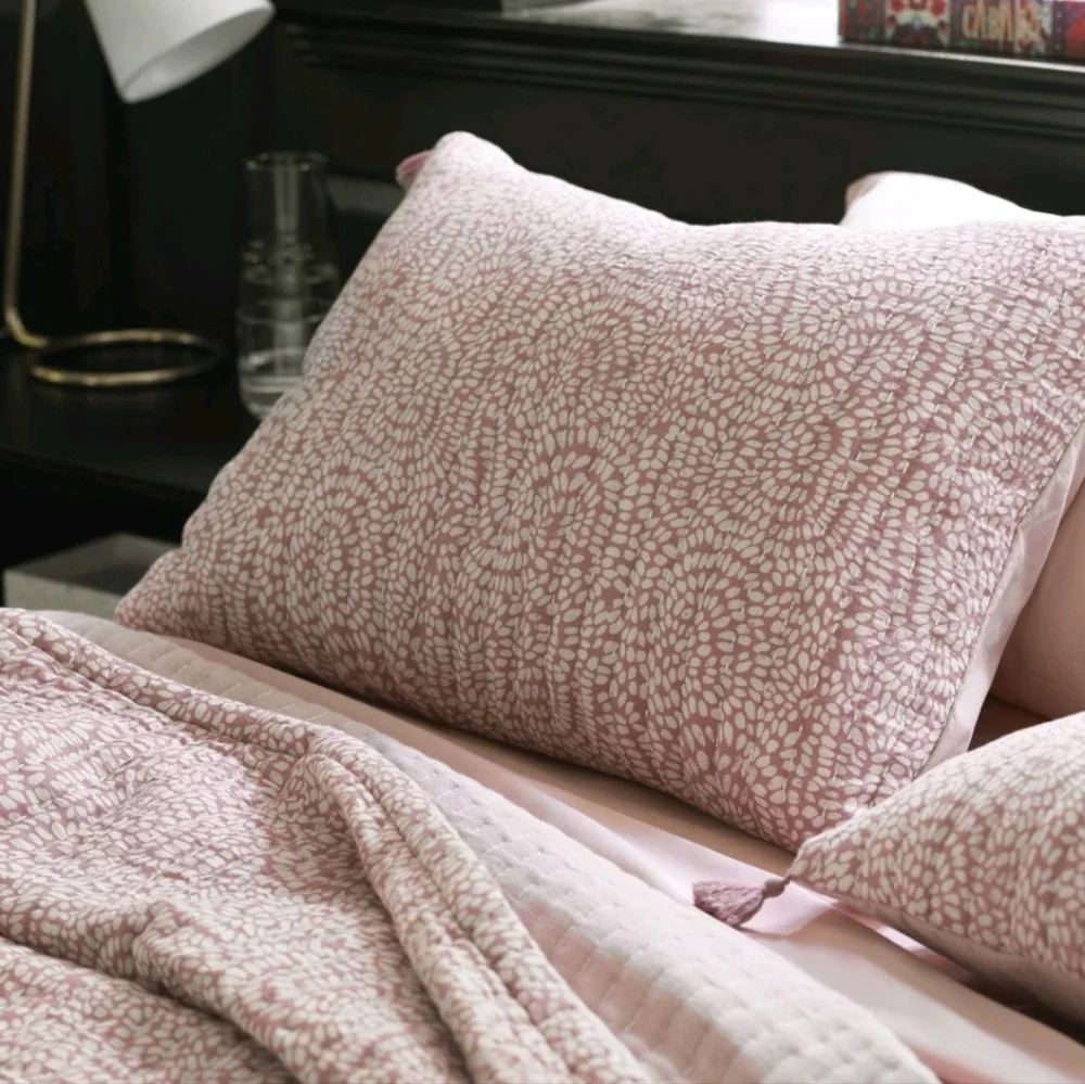 🎉$3 WITH PURCHASE🎉Threshold STD Boho Reversible Matelasse Swirl Quilted Sham - Picture 4 of 16
